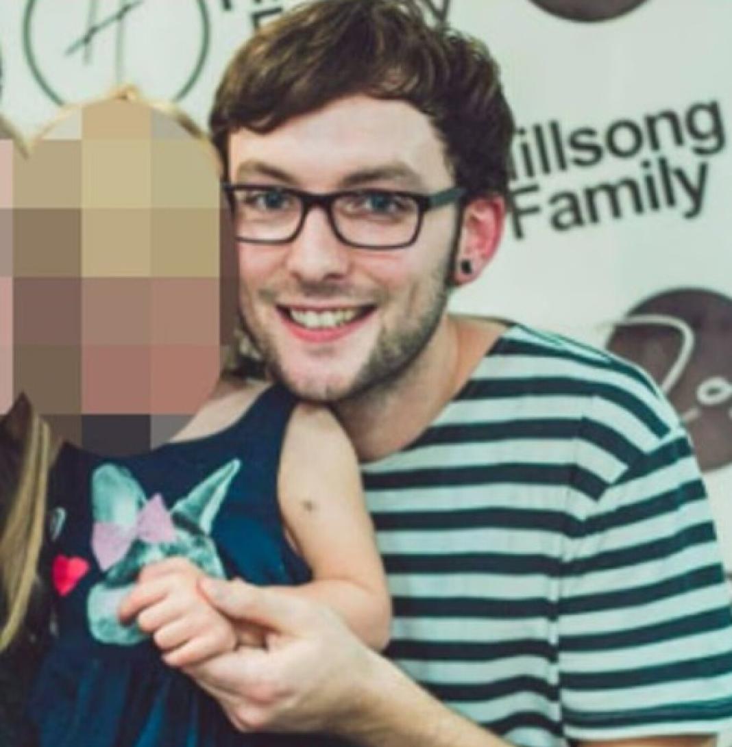 Σοκ στη Βρετανία: Γιατρός του NHS κατηγορείται για σεξουαλική κακοποίηση 38 ασθενών, ανάμεσά τους και παιδιά