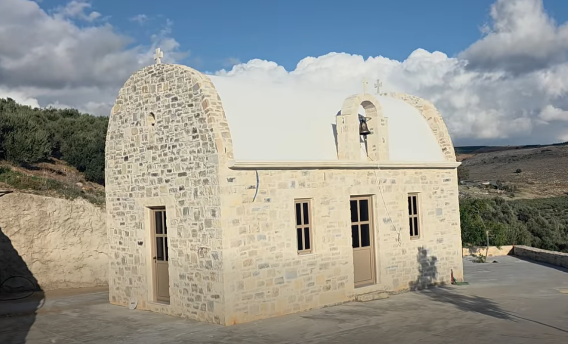 «Θεέ μου, κάνε το παιδί μου καλά και θα χτίσουμε μια εκκλησία»: Και την έχτισαν!