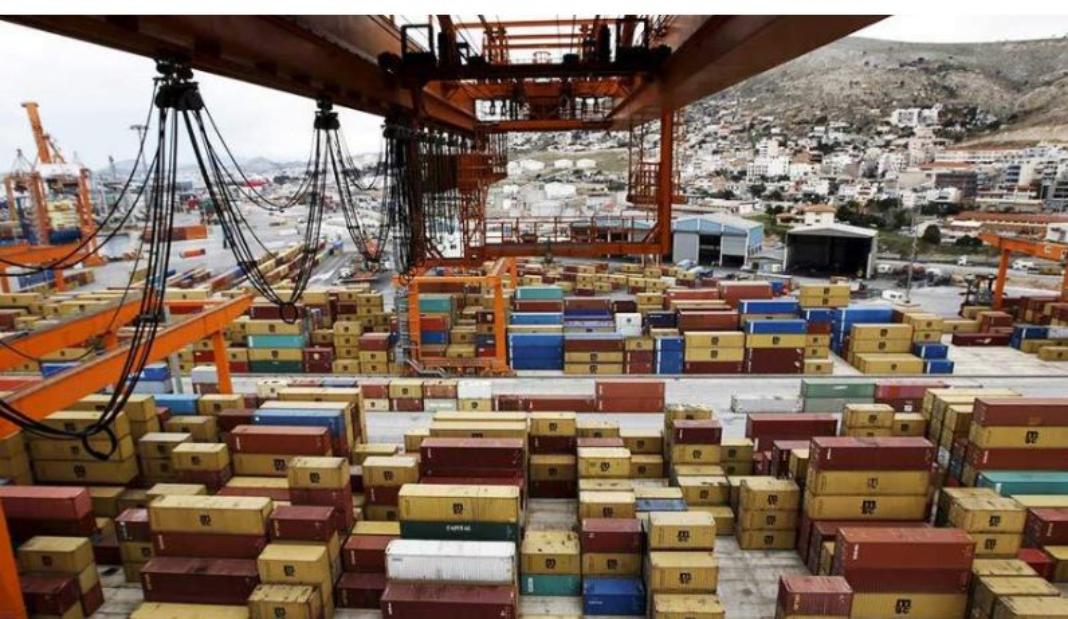 «Αντέχουν» τους πολέμους, τους δασμούς και την ακρίβεια οι κρητικές εξαγωγές – Ο κρίσιμος ρόλος του ελαιολάδου (βίντεο)