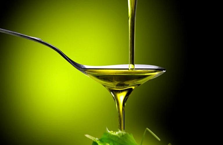 Ελαιόλαδο: Οι προβλέψεις της Κομισιόν για την παραγωγή και την κατανάλωση – Τι αλλάζει έως το 2035