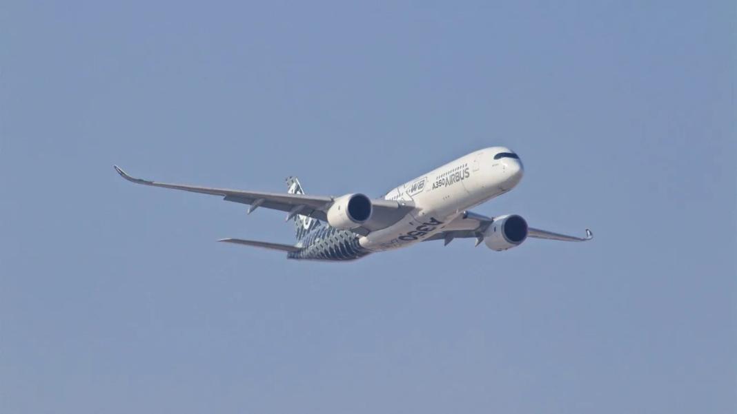 Reuters: Νέος πονοκέφαλος για την Airbus – Πρόβλημα με τα πάνελ της ατράκτου