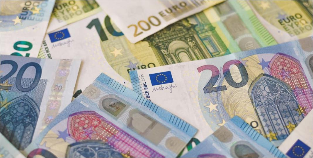 Mega χριστουγεννιάτικη φορολοταρία: «Κλείδωσε» η ημερομηνία για την κλήρωση – Ερωτήσεις και απαντήσεις