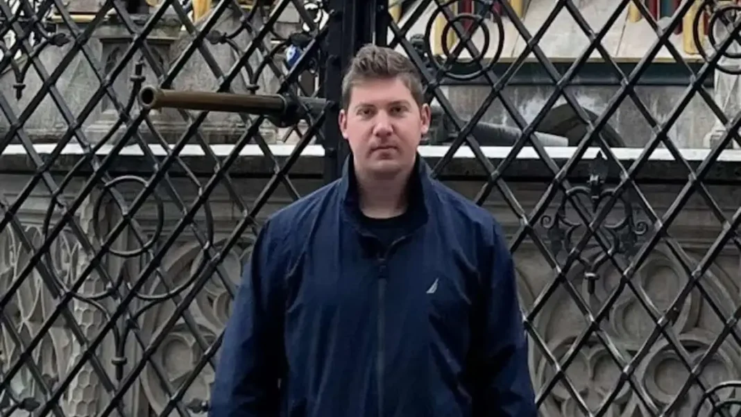 Εξαφάνιση γιατρού από το Ηράκλειο: «Δεν αποκλείω να κρύβεται κάπου και να μην θέλει να τον βρούμε», λέει η μητέρα του