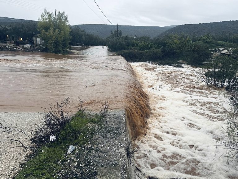 Νέο έκτακτο δελτίο της ΕΜΥ για την κακοκαιρία Byron – Οι «κόκκινες» περιοχές της Κρήτης