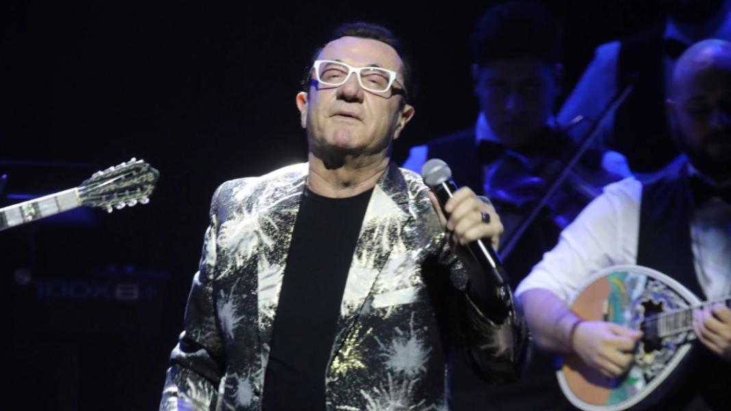 Ο Λευτέρης Πανταζής παραμένει στο νοσοκομείο: Είχα να κοιμηθώ 15 μέρες