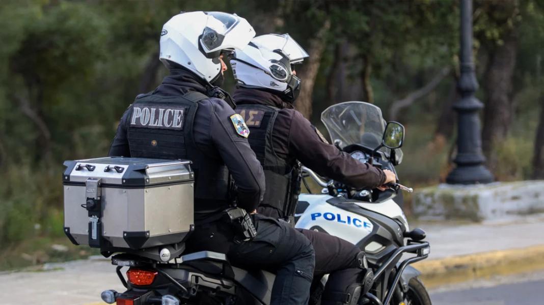 Καλύβια: Στελέχη του ελληνικού FBI συνέλαβαν ένα από τα «πιστόλια» του «Εντίκ»