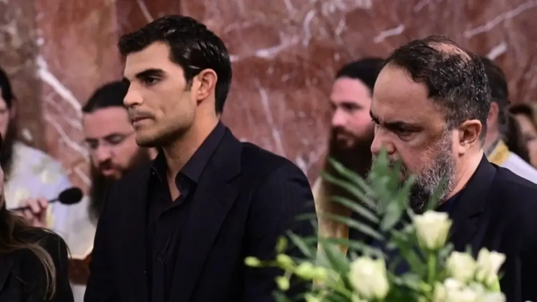 Ειρήνη Μαρινάκη: Το «τελευταίο αντίο» στην σπουδαία Πειραιώτισσα – Πλήθος κόσμου έδωσε το «παρών»