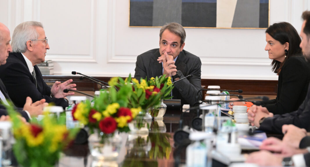 Μητσοτάκης για συλλογικές συμβάσεις: Θετική εξέλιξη σε μια εποχή έντασης