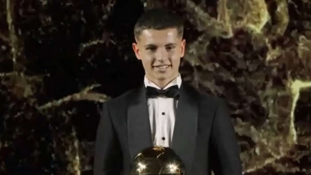 Ο Χρήστος Μουζακίτης παρέλαβε το βραβείο Golden Boy Web