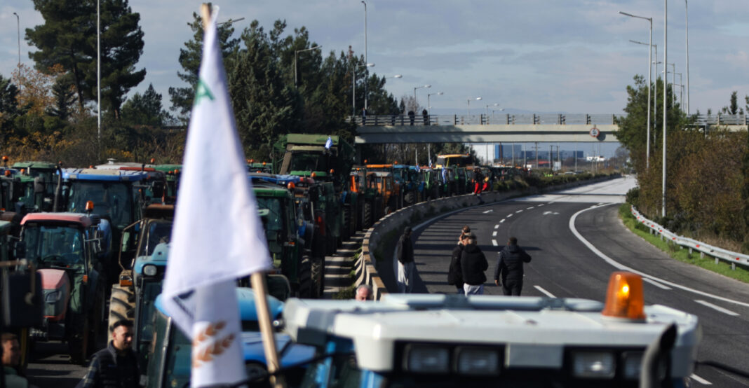 Δημογλίδου για μπλόκα αγροτών: Αν κλείσουν παρακαμπτήριες οδοί θα παρέμβει εισαγγελέας