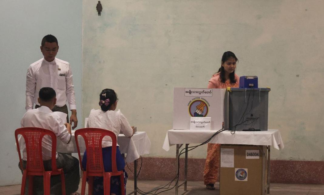 Μιανμάρ: Σήμερα οι πρώτες βουλευτικές εκλογές μετά το στρατιωτικό πραξικόπημα