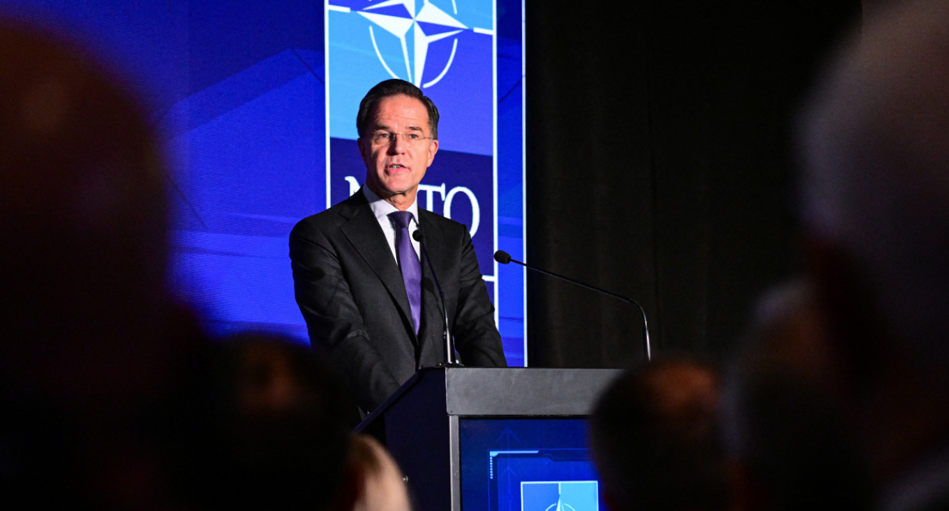 Προειδοποιητικό μήνυμα Ρούτε στη Σύνοδο του ΝΑΤΟ: «Η Ρωσία προετοιμάζεται για μακρά σύγκρουση»