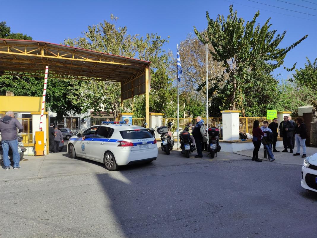 Ρέθυμνο: Στο νοσοκομείο δύο παιδιά με εντολή εισαγγελέα – Το ένα κυκλοφορούσε γυμνό στο δρόμο