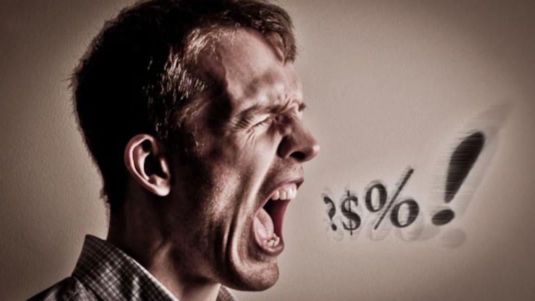 “Βγάλτε το από μέσα σας”: Οι βρισιές μας κάνουν σωματικά πιο δυνατούς