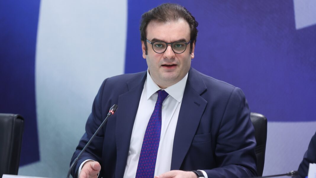 Πώς θα εκλεγεί αύριο ο νέος πρόεδρος του Eurogroup – 11 ψήφους χρειάζεται ο Κ.Πιερρακάκης