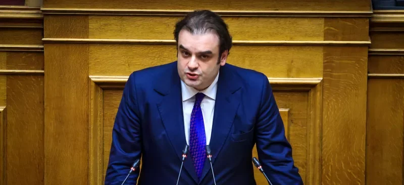 Πιερρακάκης στη Βουλή: «Η εκλογή στην προεδρία του Eurogroup είναι πρωτίστως νίκη της πατρίδας»