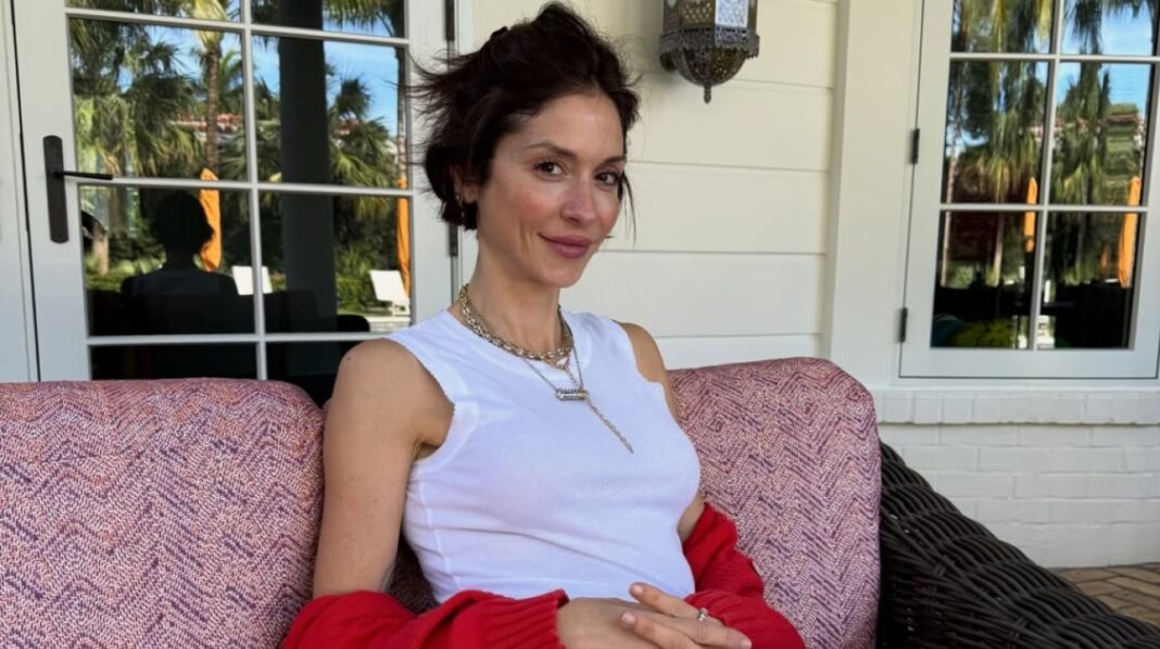 Η Σοφία Καρβέλα πέρασε τα Χριστούγεννα με τα παιδιά της και τον Θανάση Πανουργιά