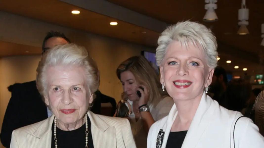 Πέθανε η Σύλβα Ακρίτα, η πρώτη γυναίκα βουλευτής στην ιστορία του ΠΑΣΟΚ – Η ανάρτηση της κόρης της, Έλενας Ακρίτα