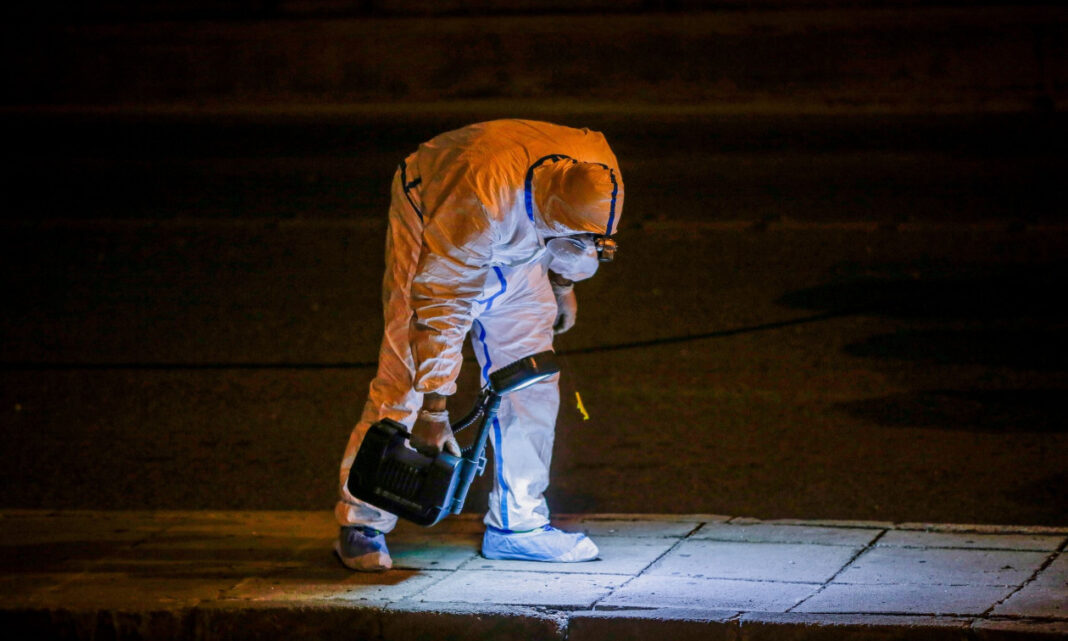 Συναγερμός στην ΕΛ.ΑΣ για βόμβα στα Καλύβια – Βρέθηκε κάτω από αυτοκίνητο