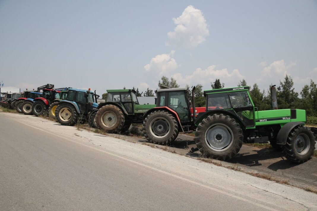 Κόκκινη γραμμή η μετάβαση του ΟΠΕΚΕΠΕ στην ΑΑΔΕ – Επιπλέον πληρωμές στους αγρότες