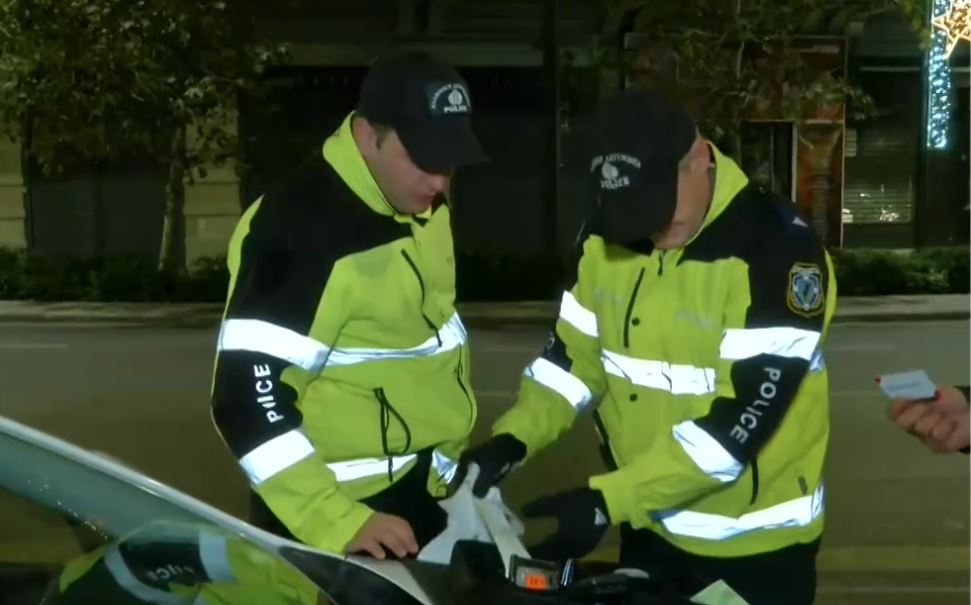 Συνελήφθη 21χρονος μετά από καταδίωξη στην Αττική Οδό – Οδηγούσε υπό την επήρεια αλκοόλ