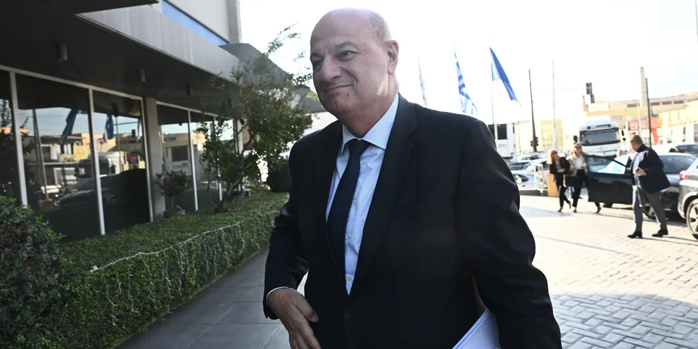 Πυρά βουλευτών ΝΔ σε Τσιάρα: Πρωτοφανής η συμμετοχή αγροτών στα μπλόκα, τι φταίει και ξέφυγε επικοινωνιακά η κατάσταση;