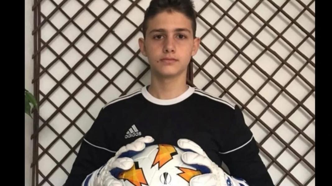 Θρήνος για τον 18χρονο ποδοσφαιριστή που δεν κατάφερε να κρατηθεί στη ζωή μετά από παράσυρση