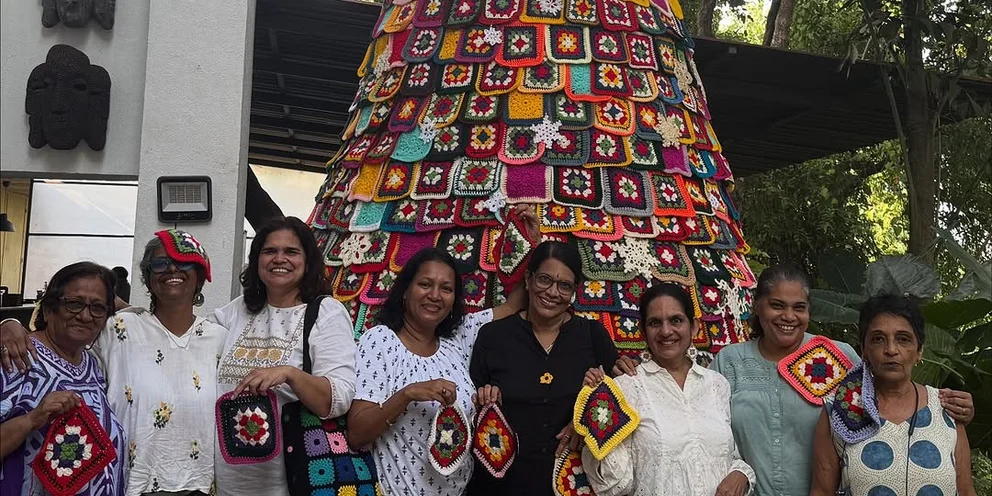 Ινδία: Το χειροποίητο χριστουγεννιάτικο δέντρο που έδωσε φωνή στις γυναίκες της Γκόα