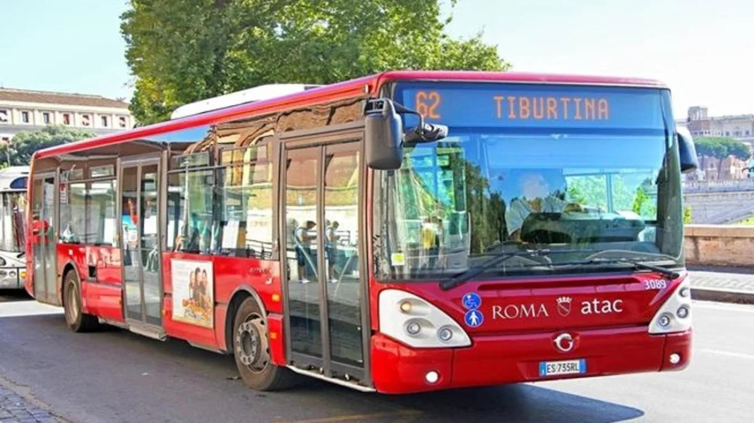 Τα χρήματά τους πίσω θα παίρνουν οι επιβάτες των δημόσιων ΜΜΜ στη Ρώμη σε περίπτωση κακής εξυπηρέτησης