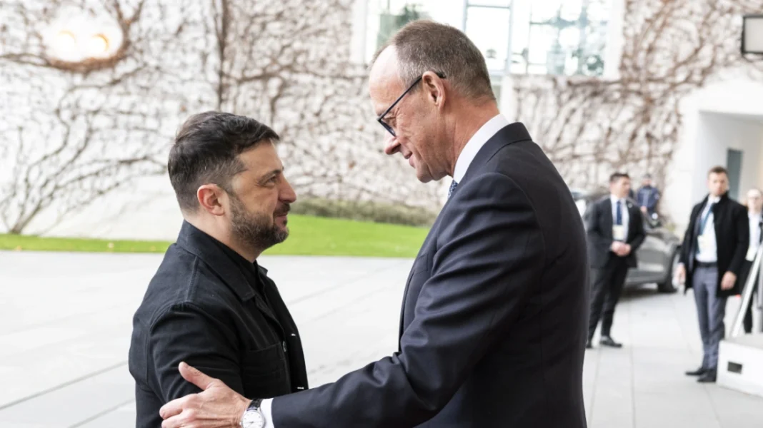 Στο Βερολίνο ο Ζελένσκι: Οι ΗΠΑ λένε ότι το 90% των ζητημάτων έχει λυθεί και επιμένουν για Ντονμπάς, ο ρόλος του Κούσνερ και το σχέδιο για την άμυνα