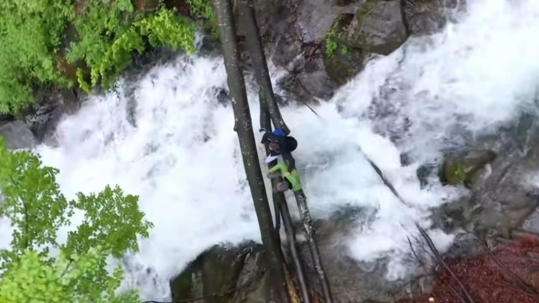 Αυτό είναι το πιο επικίνδυνο ταξίδι στον κόσμο: Η περιγραφή δημοσιογράφου «κόβει» την ανάσα