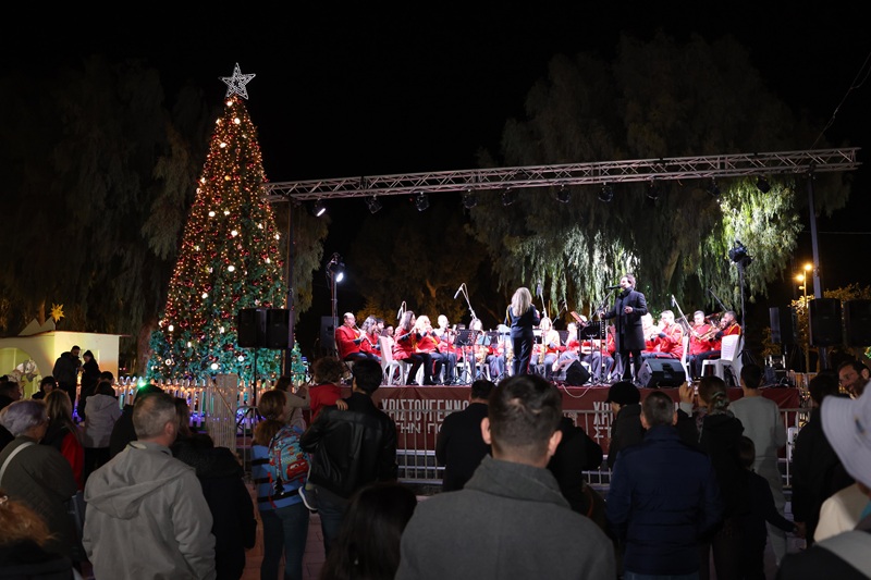 «Χριστούγεννα στην Πόλη 2025»: Οι εκδηλώσεις για σήμερα Χριστούγεννα και την Παρασκευή