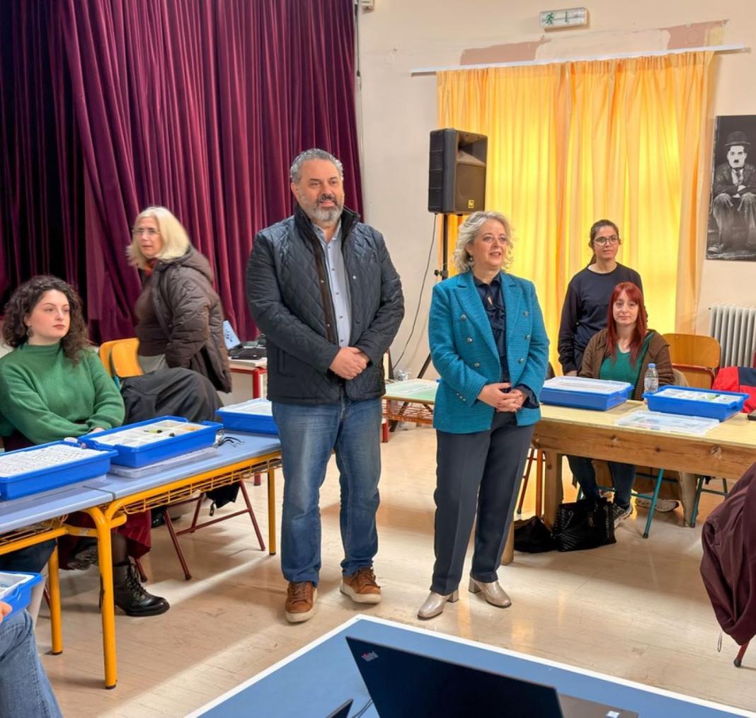Ηράκλειο: Επιμόρφωση εκπαιδευτικών στην ρομποτική