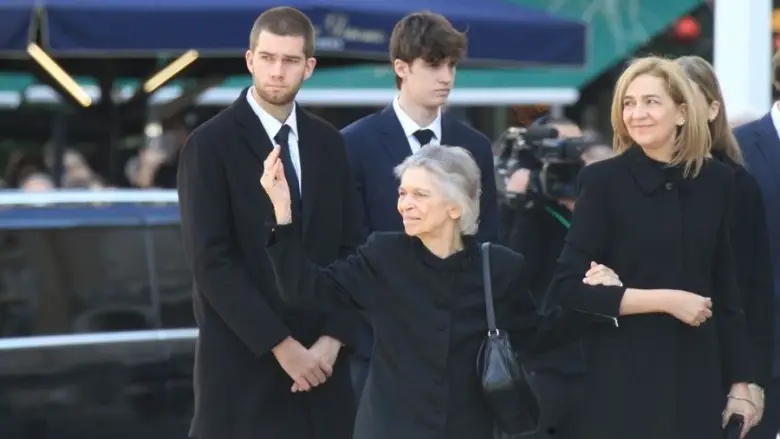 Στην Ελλάδα η σορός της πριγκίπισσας Ειρήνης – Ποιοι «γαλαζοαίματοι» θα παραστούν στην κηδεία