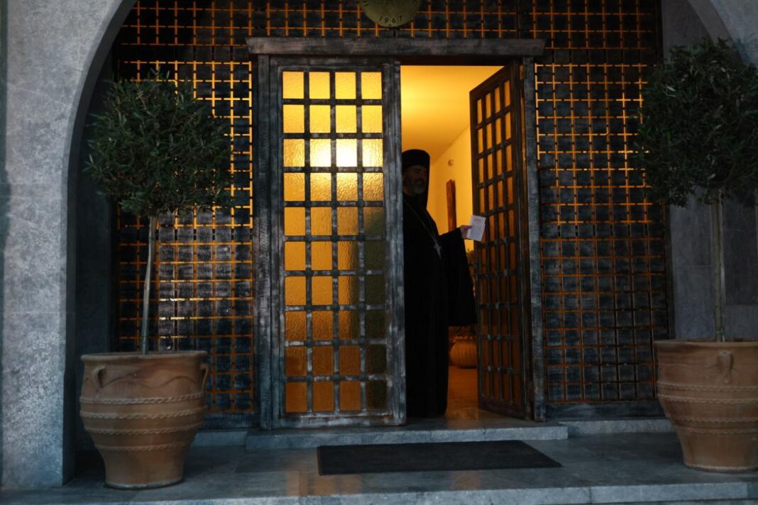 Έντονο παρασκήνιο στην Εκκλησία Κρήτης πριν την εκλογή των δύο μητροπολιτών