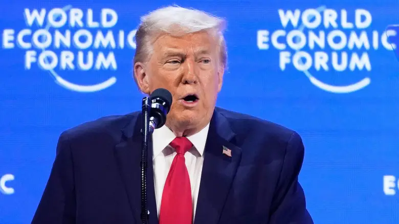 Τραμπ στο Νταβός: «Δεν θα χρησιμοποιήσω βία για να αποκτήσω τη Γροιλανδία»