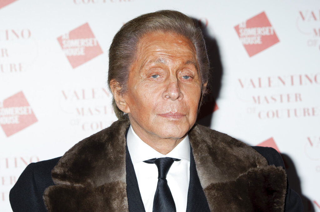 Valentino: Πέθανε ο Ιταλός σχεδιαστής μόδας