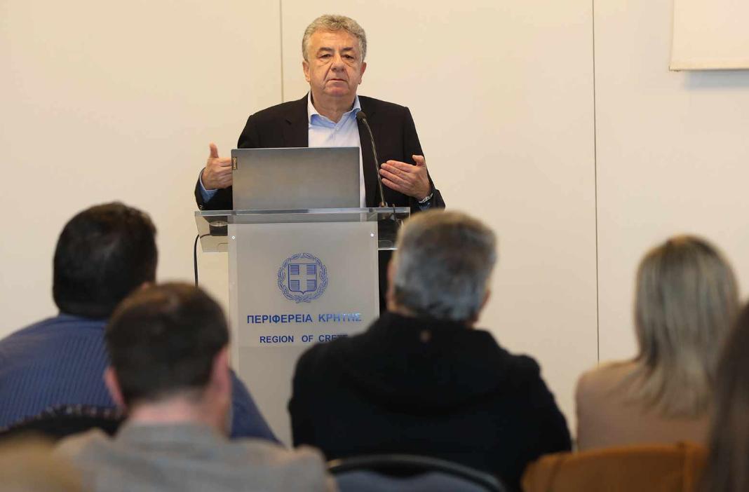 Τα νέα πρόσωπα και οι γενικοί διευθυντές στην Περιφέρεια Κρήτης