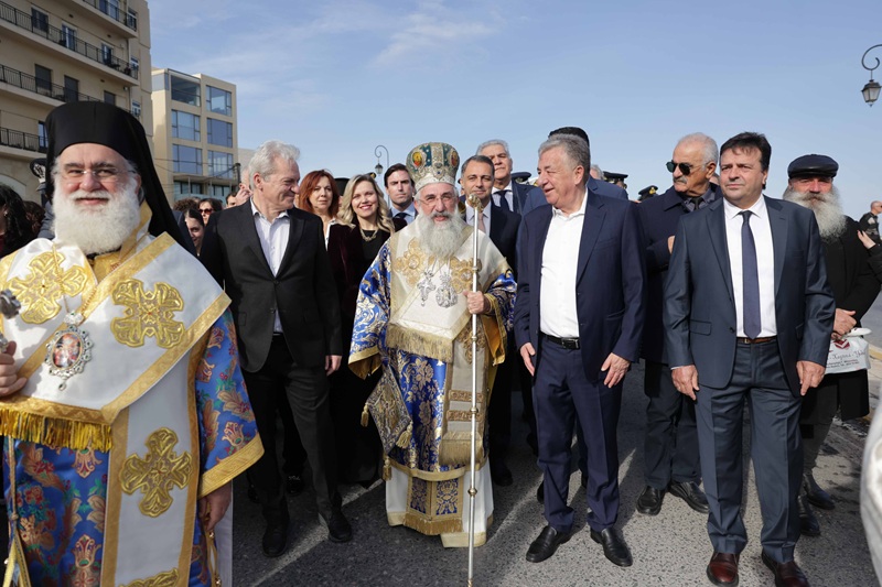 Αλέξης Καλοκαιρινός: Το φως το έχουμε ανάγκη γύρω μας, το έχουμε ανάγκη μέσα μας