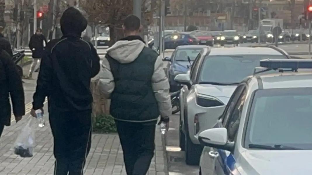 Θεσσαλονίκη: Έστησαν παγίδα σε 30χρονο με ψεύτικο προφίλ 13χρονης και του έβγαλαν μαχαίρι