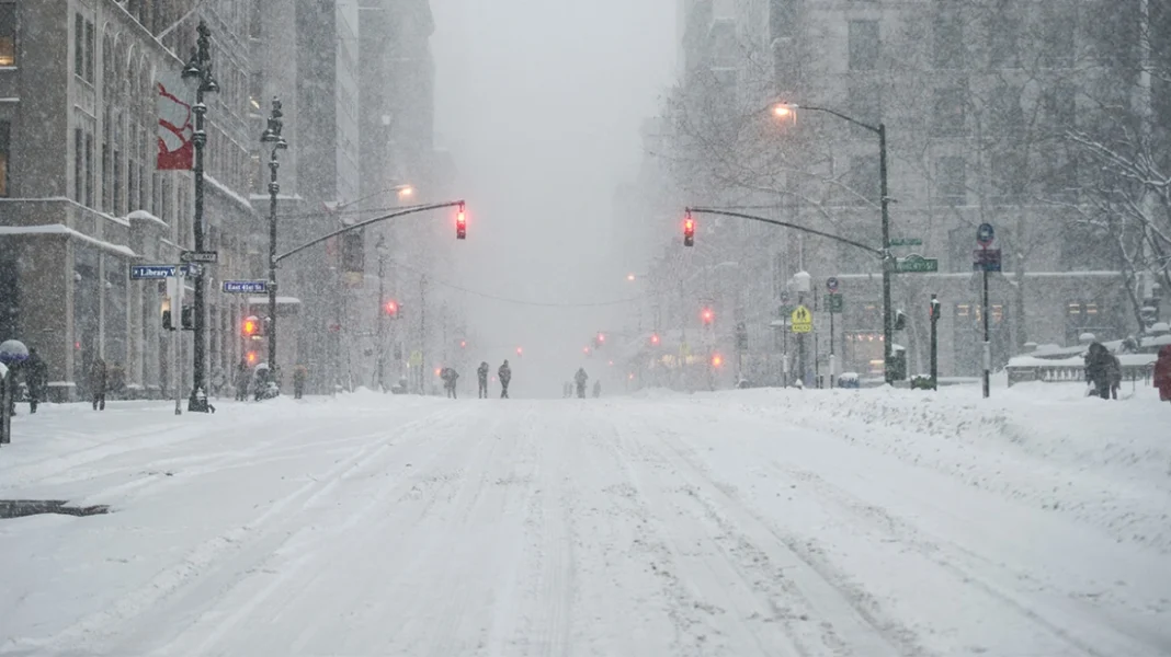 Πολικό ψύχος και σφοδρές χιονοπτώσεις στις κεντρικές και ανατολικές ΗΠΑ