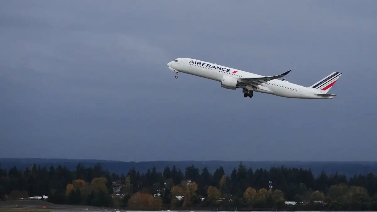 Γαλλία: Ματαιώνεται το 15% των πτήσεων από δύο αεροδρόμια