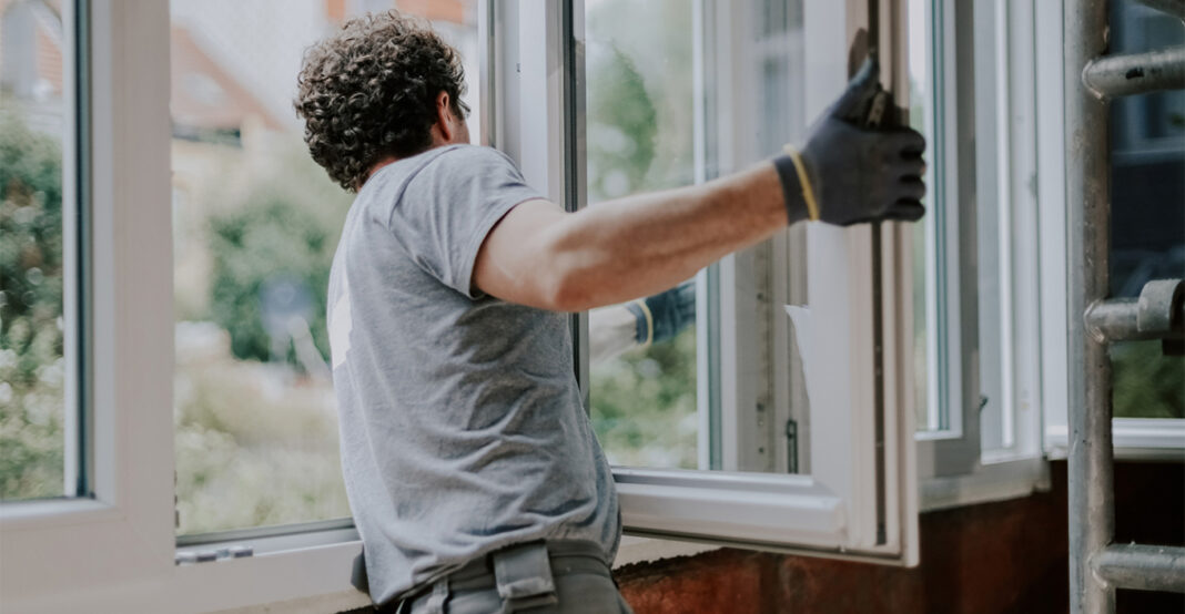 Έρχεται νέο «Ανακαινίζω» από τον Μάιο: Ποια ακίνητα μπαίνουν, τι πληρώνεται