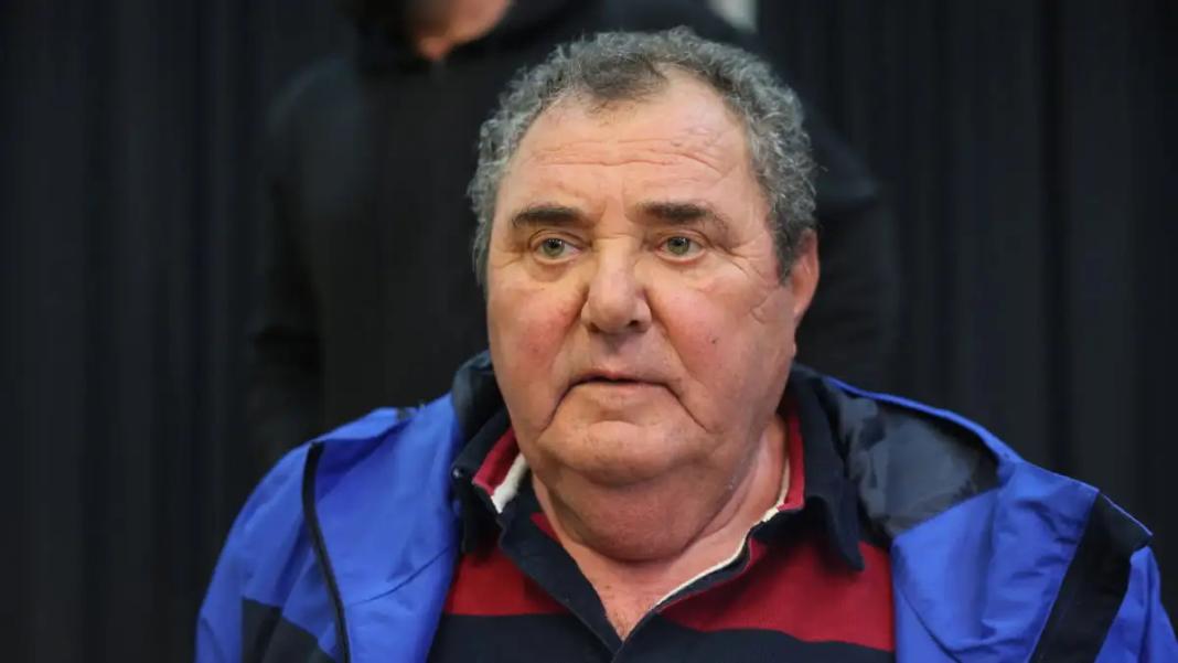 Αγρότες: Παραδόθηκε στον συνδικαλιστή Κώστα Ανεστίδη η εισαγγελική διάταξη για τη δέσμευση της περιουσίας του