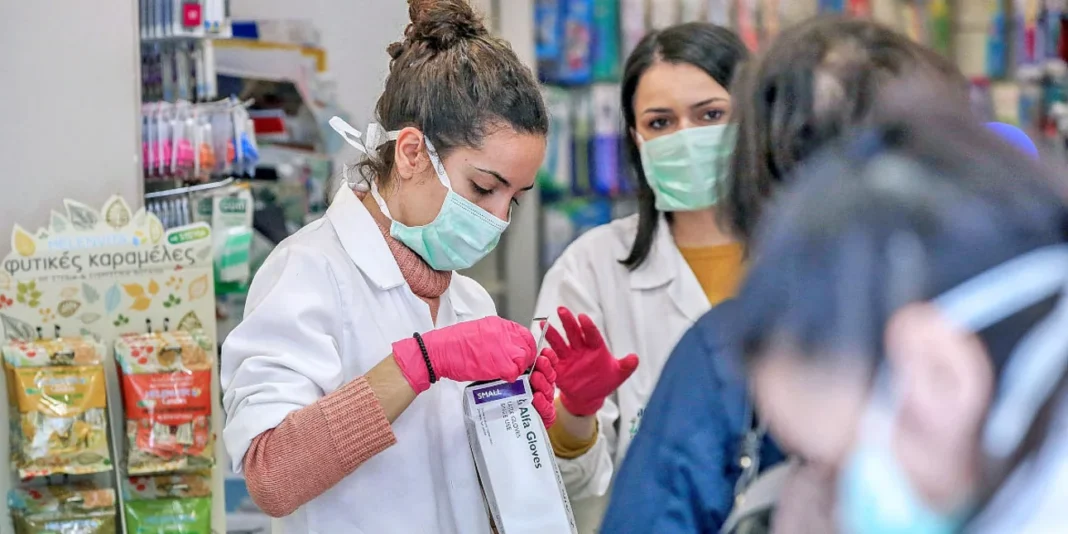 Η ύπουλη μετάδοση της γρίπης: Πώς μπορεί κάποιος να κολλήσει τους άλλους πριν αρχίσουν τα συμπτώματα