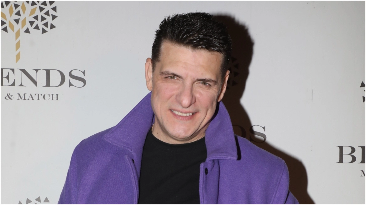 Χρίστος Αντωνιάδης: Είχα εμμονική θαυμάστρια και πήγαμε στην αστυνομία