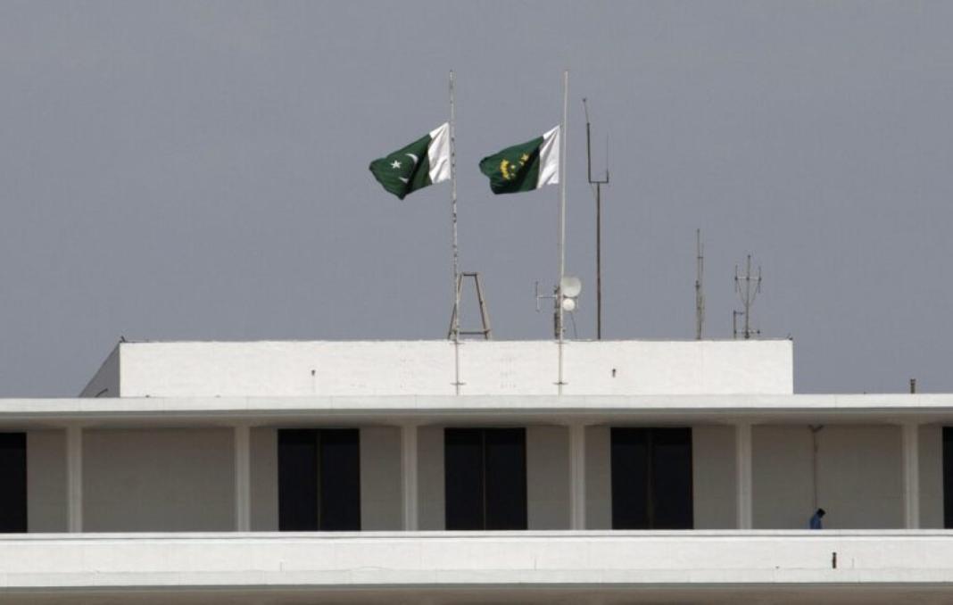 Πακιστάν: Σε ισόβια κάθειρξη καταδικάστηκαν οκτώ αντιπολιτευόμενοι δημοσιογράφοι