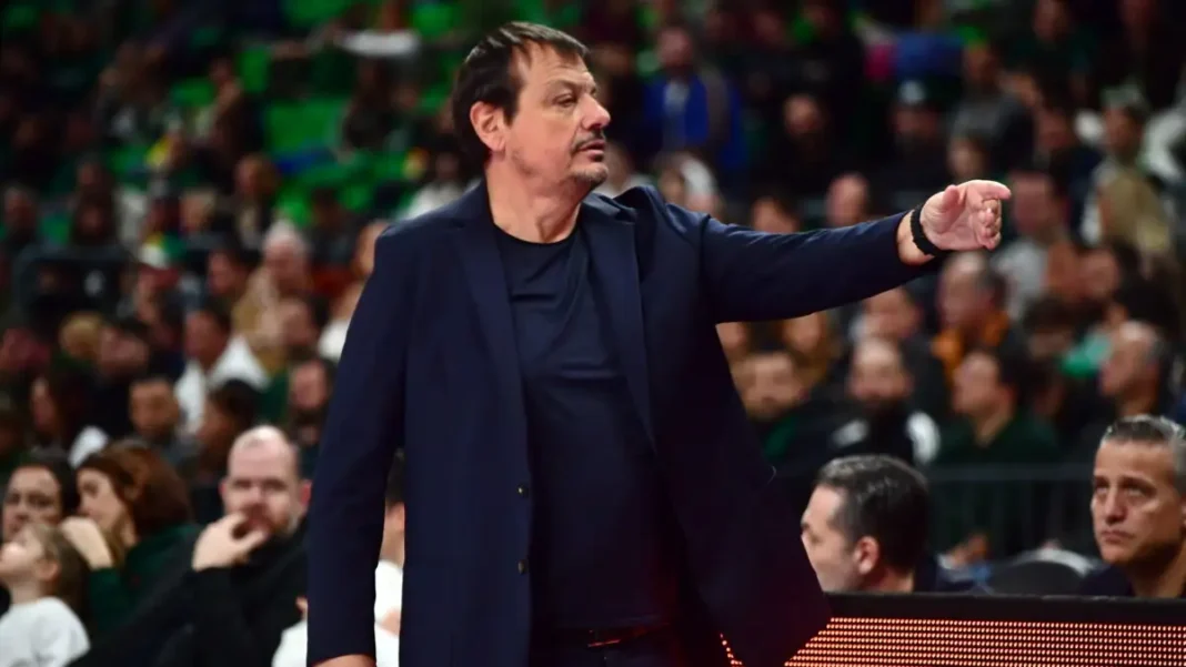 Οπαδοί της Μακάμπι υποδέχτηκαν με υβριστικά συνθήματα τον Αταμάν και τους παίκτες του Παναθηναϊκού