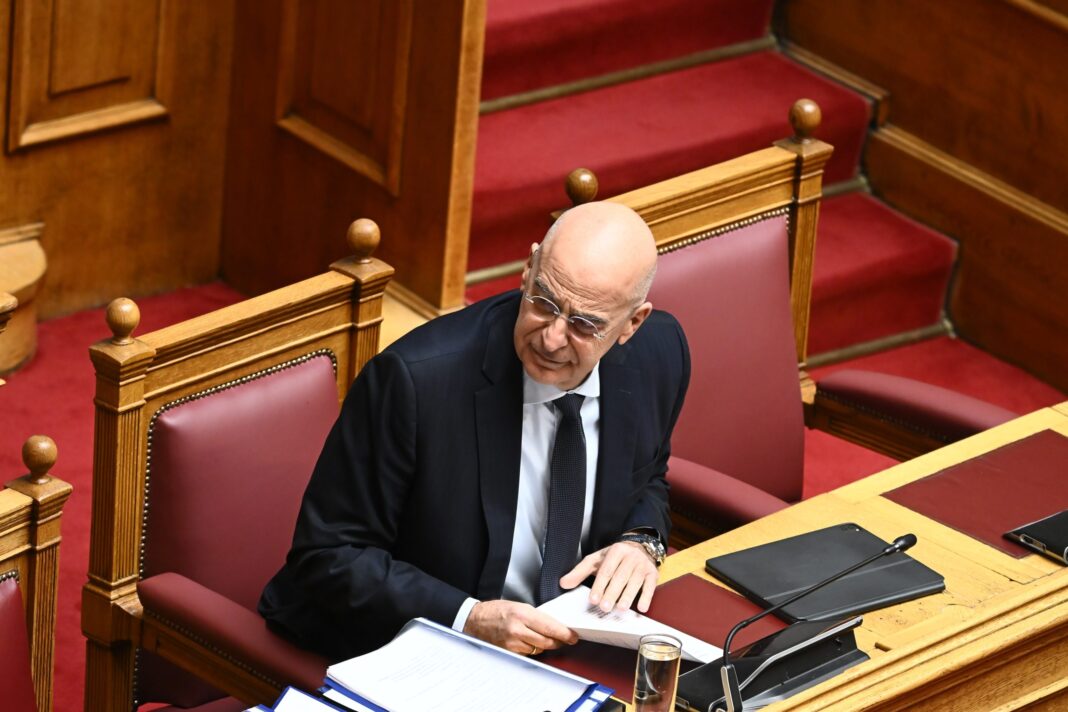 Βουλή: Ένσταση αντισυνταγματικότητας από το ΠΑΣΟΚ για το νομοσχέδιο του υπουργείου Άμυνας