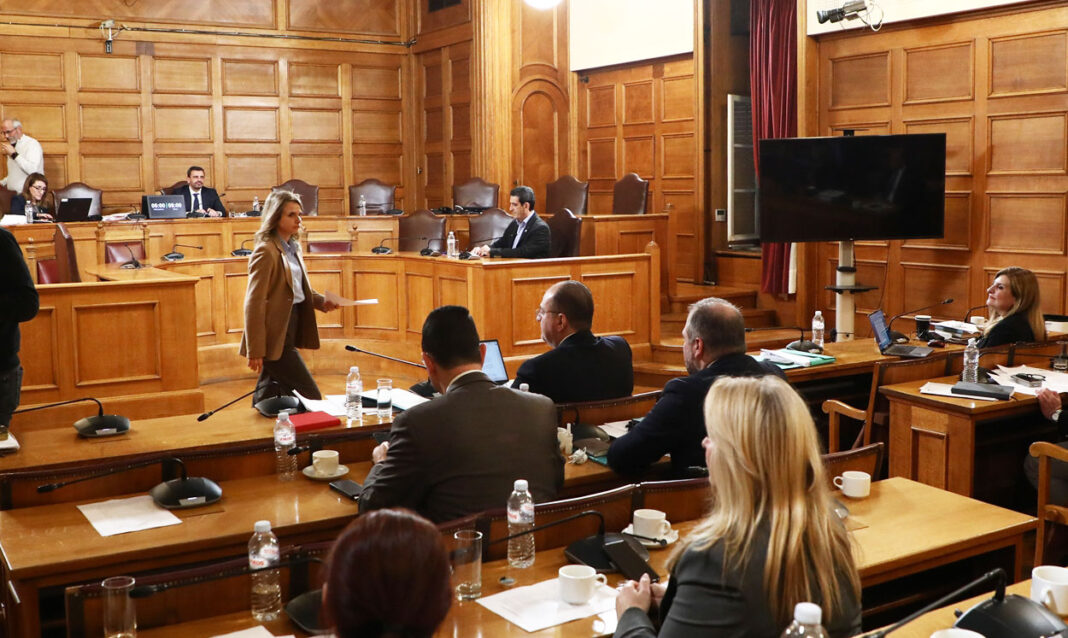 ΟΠΕΚΕΠΕ: Αυλαία για την εξεταστική επιτροπή – Τα χωριστά πορίσματα και η συζήτηση στην Ολομέλεια
